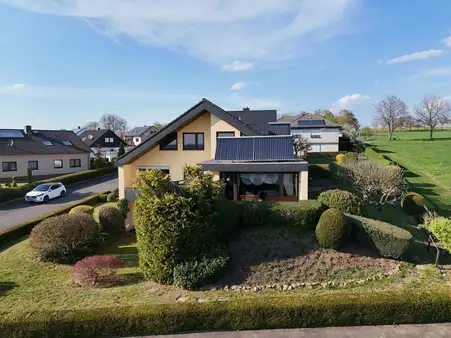 Herrliches Einfamilienhaus in bevorzugter Feldrandlage von Vellmar-Frommershausen