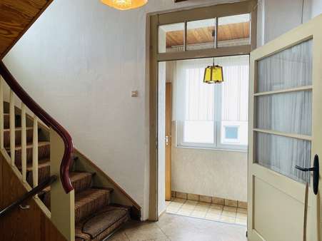 Treppenhaus Treppenhaus - Einfamilienhaus in 34379 Calden mit 144m² kaufen