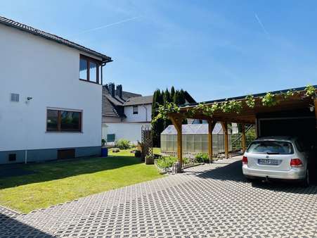 Carport Carport - Zweifamilienhaus in 34369 Hofgeismar mit 313m² kaufen