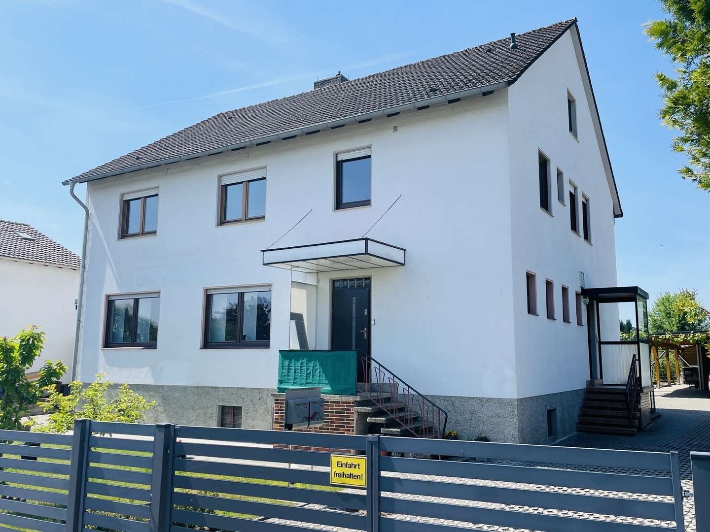 Frontansicht Frontansicht - Zweifamilienhaus in 34369 Hofgeismar mit 313m² kaufen