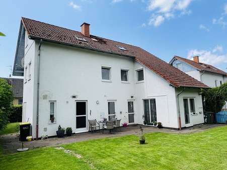 Rückansicht Rückansicht - Einfamilienhaus in 34379 Calden mit 202m² kaufen