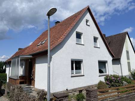 Straßenansicht Straßenansicht - Einfamilienhaus in 34393 Grebenstein mit 143m² kaufen