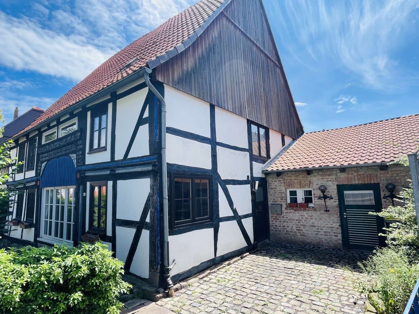 Seitenansicht Seitenansicht - Einfamilienhaus in 34369 Hofgeismar mit 144m² kaufen