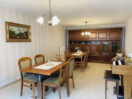 Großes Wohnzimmer Großes Wohnzimmer - Einfamilienhaus in 34396 Liebenau mit 202m² kaufen