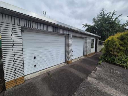 Garagen - Einfamilienhaus in 34308 Bad Emstal mit 186m² kaufen