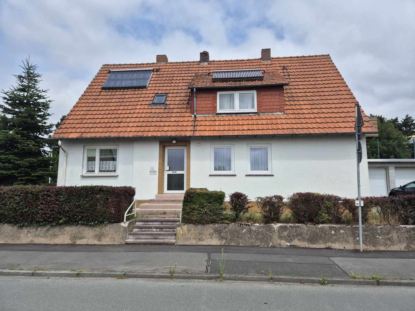 Hausansicht - Einfamilienhaus in 34308 Bad Emstal mit 186m² kaufen