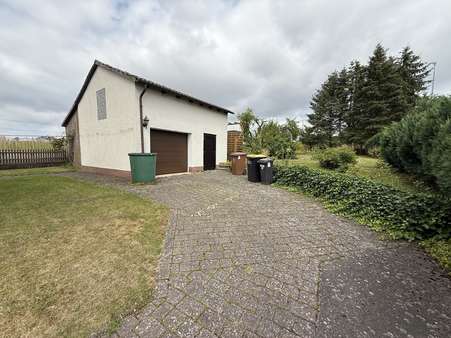 Hinterhaus / Garage - Einfamilienhaus in 34246 Vellmar mit 116m² kaufen
