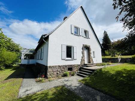 Frontansicht Frontansicht - Einfamilienhaus in 34466 Wolfhagen mit 210m² kaufen