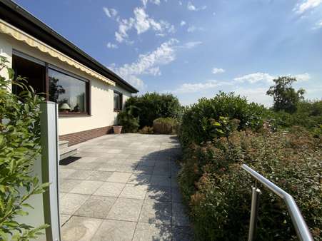 Terrasse Terrasse - Einfamilienhaus in 34246 Vellmar mit 98m² kaufen