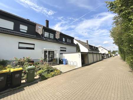 Vorderansicht - Etagenwohnung in 37081 Göttingen mit 82m² als Kapitalanlage kaufen