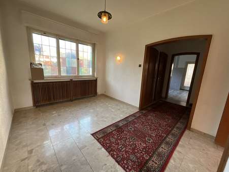 Flur / Eingangsbereich Wohnung - Erdgeschosswohnung in 37269 Eschwege mit 96m² kaufen