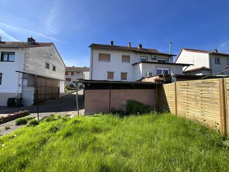 Hausansicht vom Garten aus - Reihenendhaus in 36205 Sontra mit 100m² kaufen