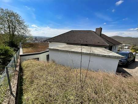 Außenansicht - Einfamilienhaus in 36205 Sontra mit 268m² kaufen