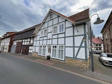 Außenansicht - Einfamilienhaus in 37290 Meißner mit 269m² kaufen