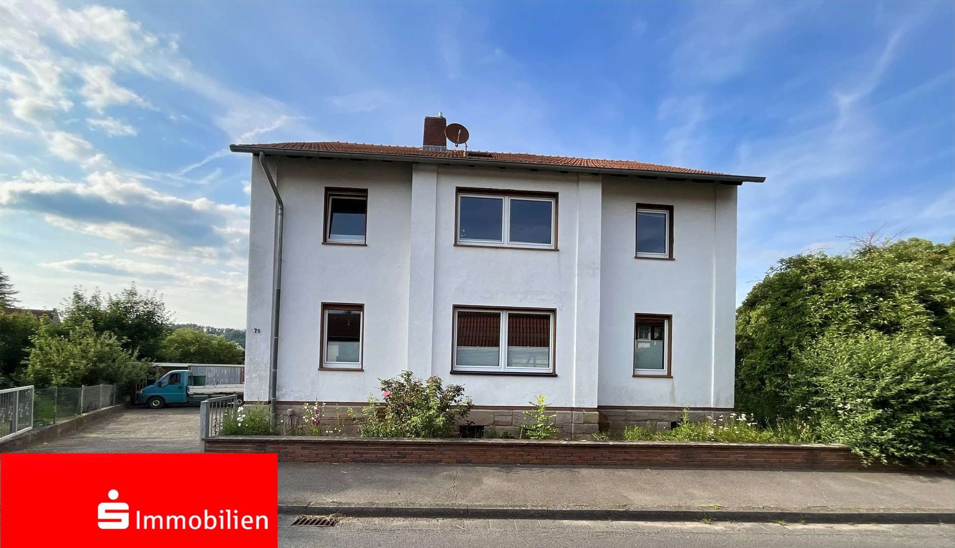 Außenansicht Außenansicht - Zweifamilienhaus in 37290 Meißner mit 250m² kaufen