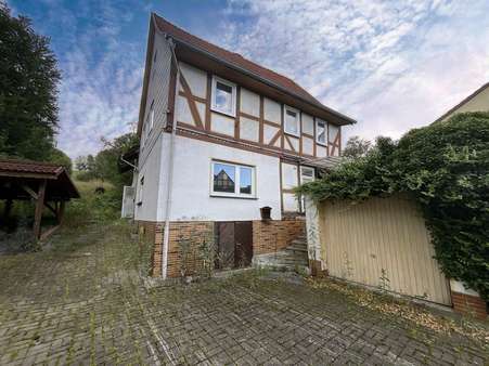 Garage mit Eingangsbereich Garage mit Eingangsbereich - Resthof in 37290 Meißner mit 115m² kaufen