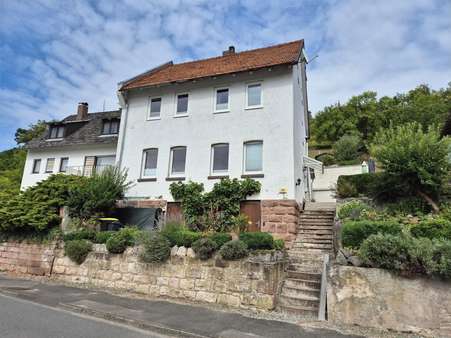 Vorderansicht Vorderansicht - Einfamilienhaus in 37213 Witzenhausen mit 117m² kaufen