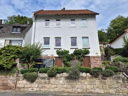 Vorderansicht Vorderansicht - Einfamilienhaus in 37213 Witzenhausen mit 117m² kaufen