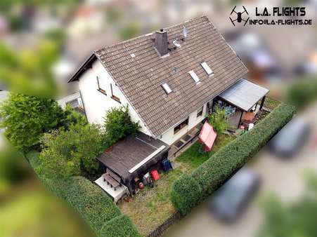 Drohnenaufnahme - Einfamilienhaus in 35066 Frankenberg mit 222m² als Kapitalanlage kaufen