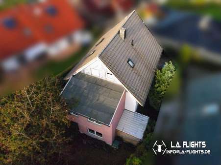 Ansicht aus dem Garten - Einfamilienhaus in 35066 Frankenberg mit 180m² kaufen