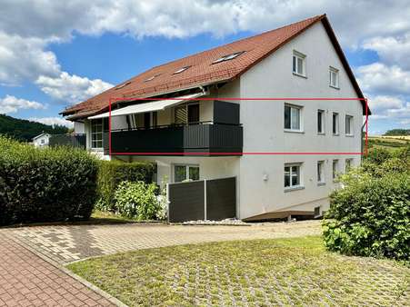 Außenansicht von der Straße - Etagenwohnung in 34537 Bad Wildungen mit 81m² kaufen