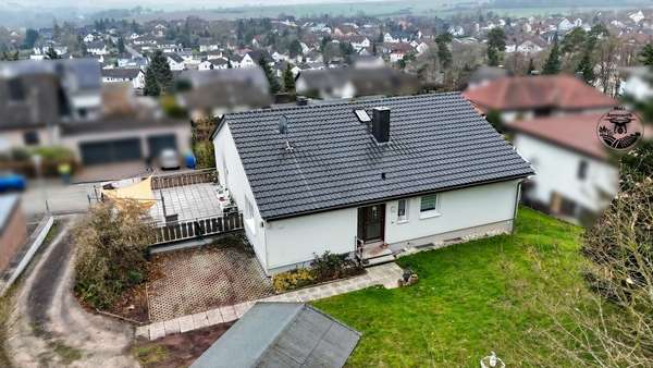 Aussicht - Zweifamilienhaus in 35066 Frankenberg mit 186m² kaufen