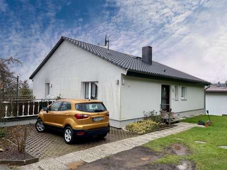 Hauseingang - Zweifamilienhaus in 35066 Frankenberg mit 186m² kaufen