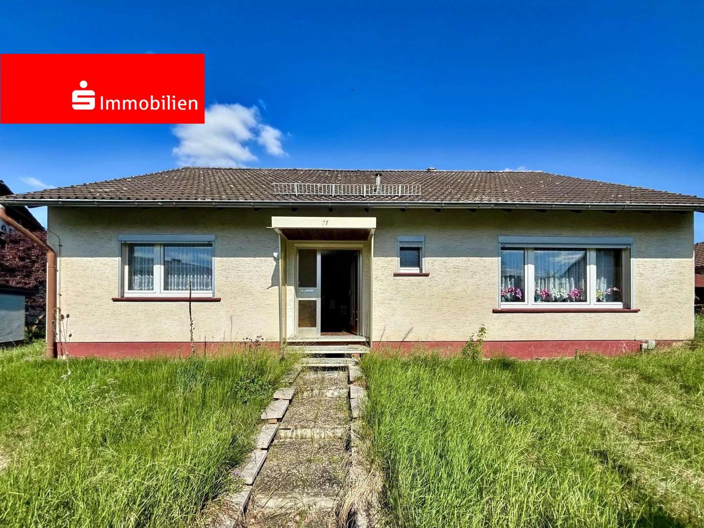 Vorderansicht - Einfamilienhaus in 34537 Bad Wildungen mit 113m² kaufen