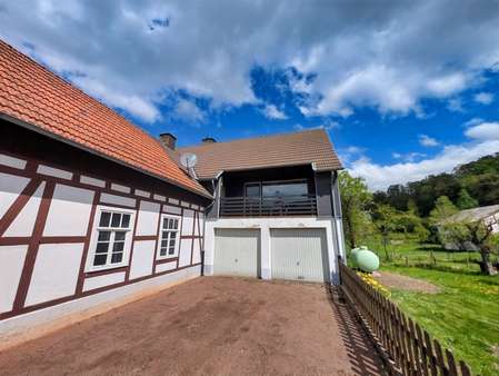 Garageneinfahrt - Einfamilienhaus in 34519 Diemelsee mit 120m² kaufen