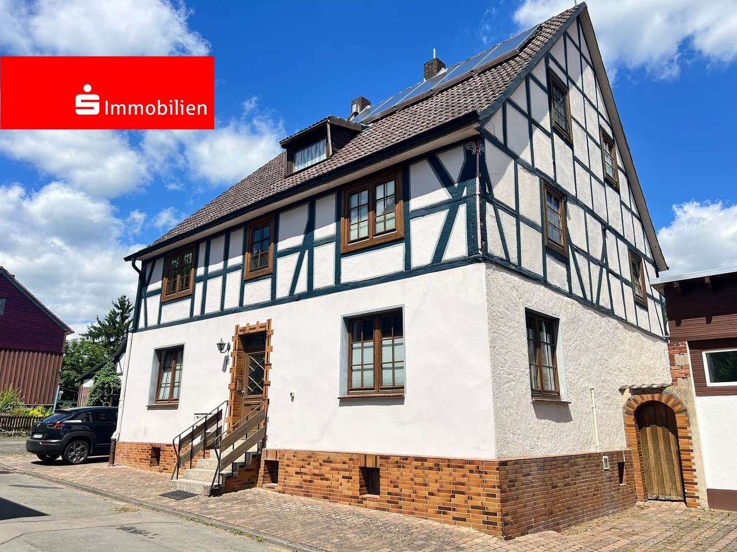 1000153396 1000153396 - Mehrfamilienhaus in 34516 Vöhl mit 277m² kaufen
