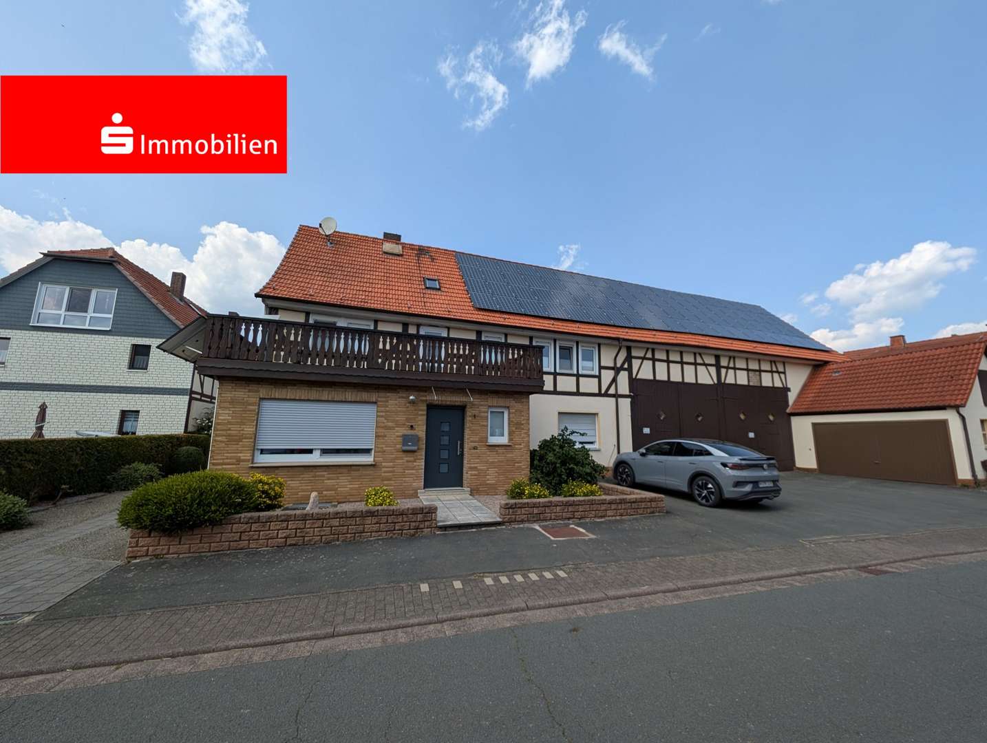 Straßenansicht Straßenansicht - Bauernhaus in 34516 Vöhl mit 230m² kaufen