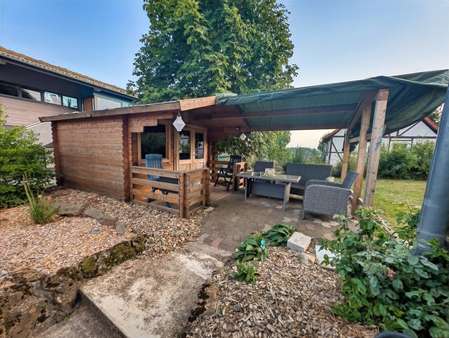 Gartenhaus mit Terrasse Gartenhaus mit Terrasse - Einfamilienhaus in 34516 Vöhl mit 150m² kaufen