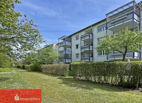 Moderne Etagenwohnung mit Balkon und Tiefgaragenstellplatz in München