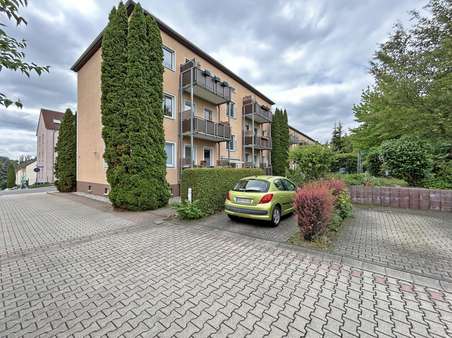 Ansicht vom Parkplatz Haus Nr. 15 Ansicht vom Parkplatz Haus Nr. 15 - Wohnanlage in 04617 Rositz mit 848m² als Kapitalanlage kaufen