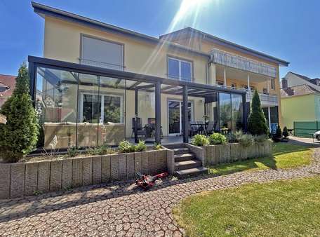 Rückansicht Rückansicht - Mehrfamilienhaus in 36043 Fulda mit 479m² kaufen