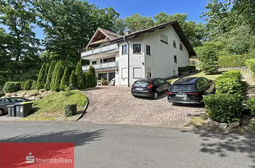 Großzügiges Wohnen mit Weitblick - charmantes Hanghaus in ruhiger Lage von Künzell
