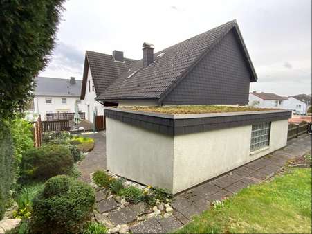 Nord-Ostansicht - Einfamilienhaus in 36251 Bad Hersfeld mit 220m² kaufen