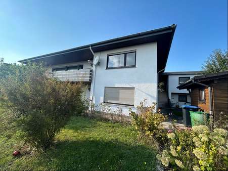 Südansicht mit Gartenhaus - Einfamilienhaus in 36208 Wildeck mit 264m² kaufen