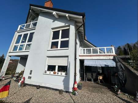 Hausansicht aus dem Garten - Einfamilienhaus in 36211 Alheim mit 185m² kaufen