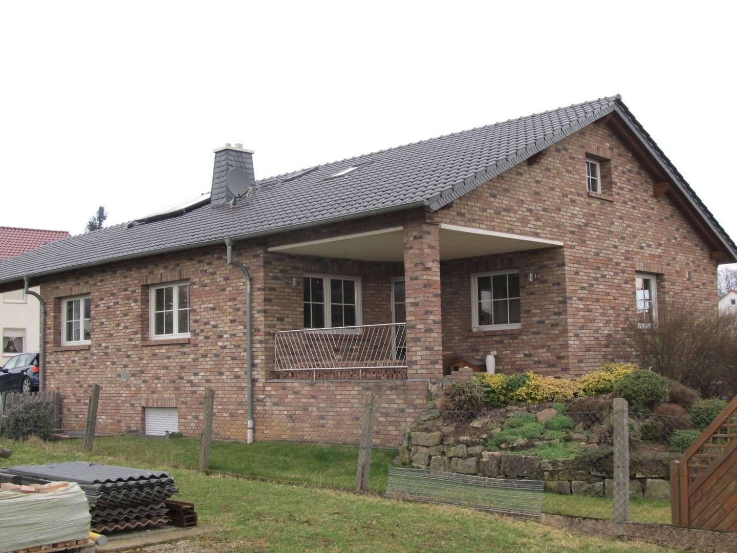 Wohnhaus mit Garage im sonnigen Ransbach