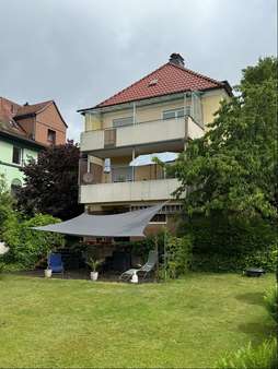 Rückansicht Wohnhaus Rückansicht Wohnhaus - Zweifamilienhaus in 36251 Bad Hersfeld mit 140m² kaufen