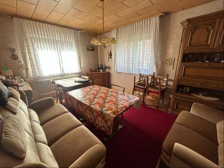 Wohnzimmer EG Wohnzimmer EG - Zweifamilienhaus in 36179 Bebra mit 172m² kaufen