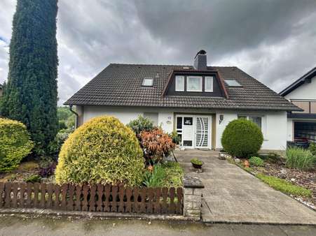 Eingang - Einfamilienhaus in 36282 Hauneck mit 182m² kaufen