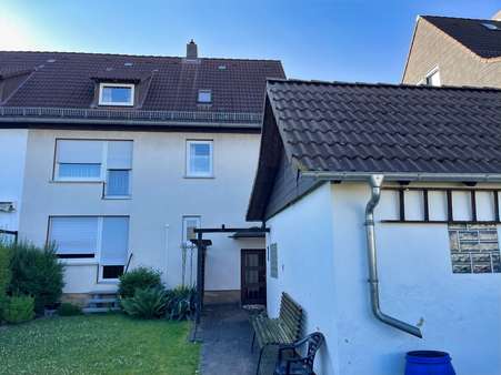 Zugang zum Garten - Doppelhaushälfte in 36266 Heringen mit 134m² kaufen