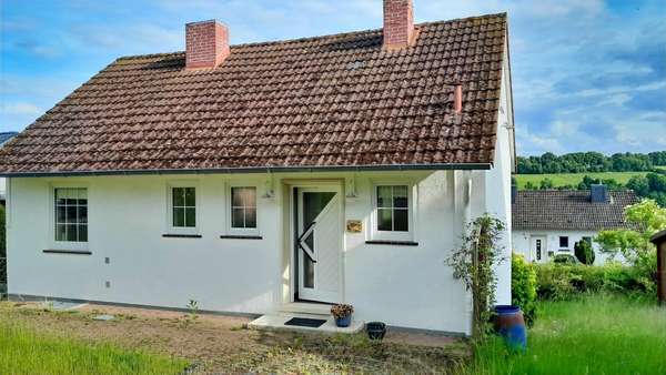 Eingangsbereich Eingangsbereich - Einfamilienhaus in 36251 Bad Hersfeld mit 82m² kaufen