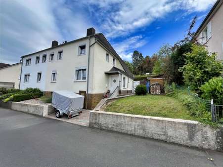 Hausansicht Hausansicht - Haus in 36251 Bad Hersfeld mit 100m² kaufen