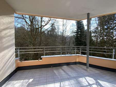Balkon - Erdgeschosswohnung in 35039 Marburg mit 63m² kaufen