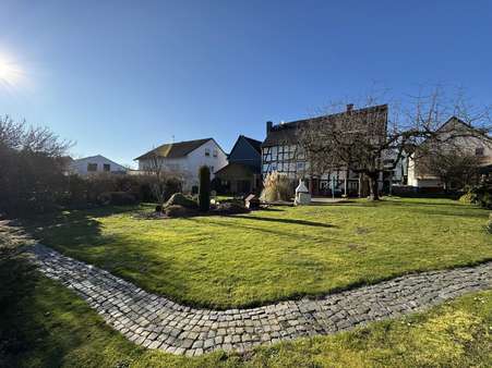null - Bauernhaus in 35260 Stadtallendorf mit 260m² kaufen