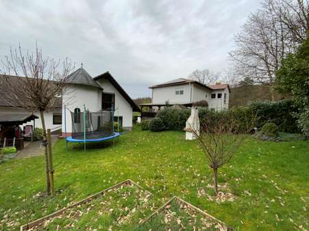 Garten - Dachgeschosswohnung in 35043 Marburg mit 122m² kaufen
