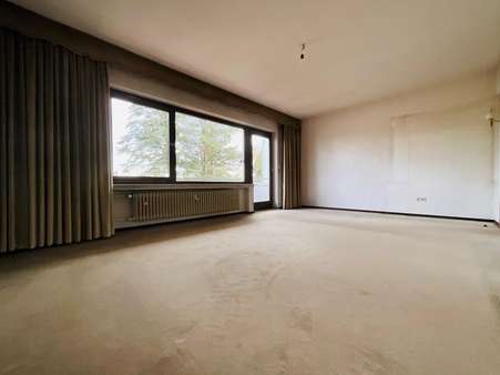 Teilansicht vom Wohnraum - Etagenwohnung in 35041 Marburg mit 88m² kaufen